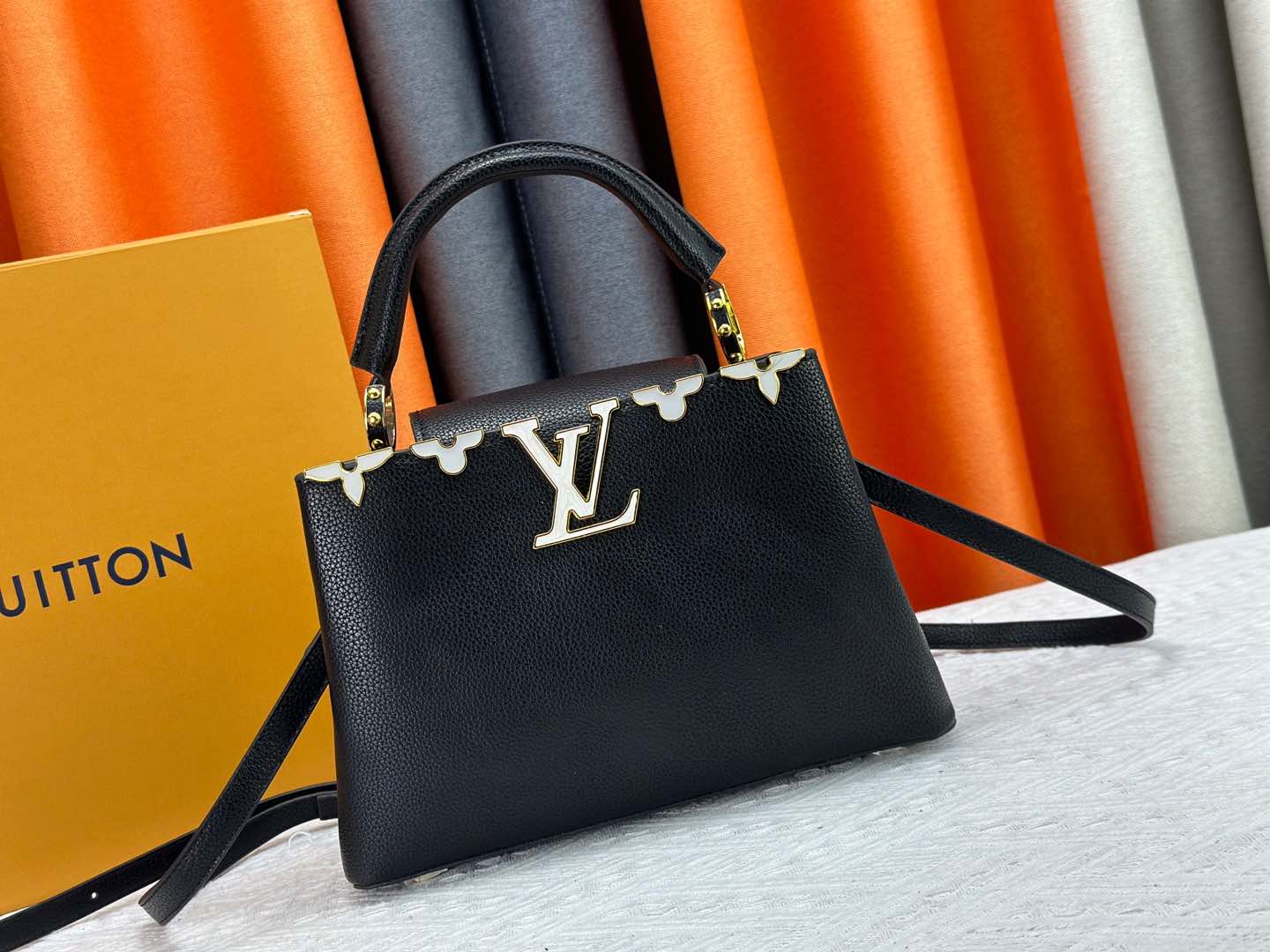 LV bag 713